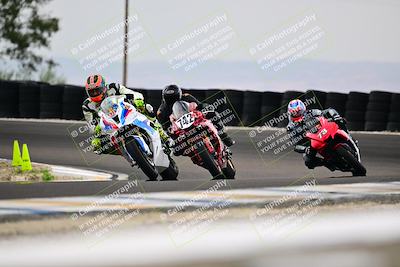 media/Apr-18-2025-TrackDaz (Fri) [[45f5874c44]]/A Group/Session 3 (Turn 6 - Outside)/
